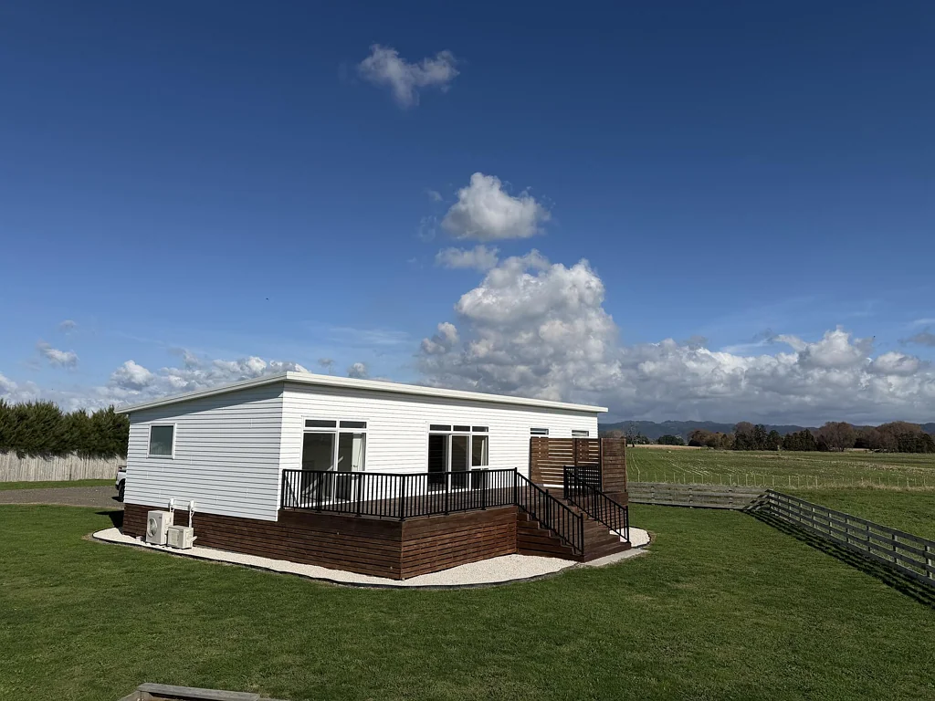 Whakatane 4 Bedroom Gumboots Optional, Lifestyle Essential
