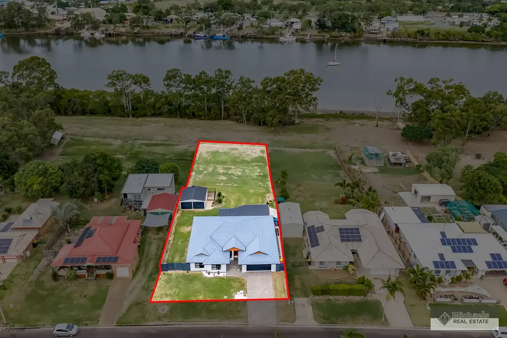 Bundaberg North 4Kwarto Exceptional River Views, Space, Privacy & Riverside Serenity