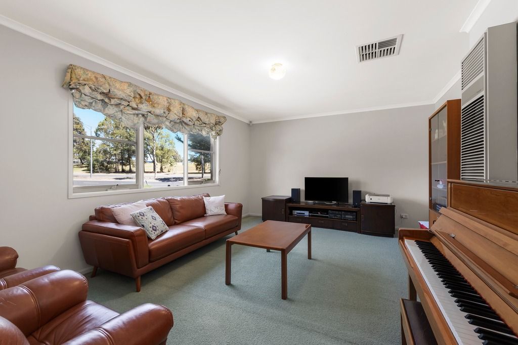 28 RUTHERFORD WAY, ROXBURGH PARK VIC 3064, 0 habitaciones, 0 baños, House