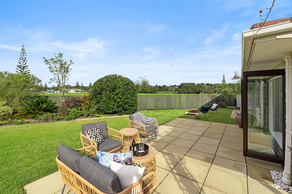 Orewa 3ห้องนอน Estuary Walks, Beach Days & Community Living