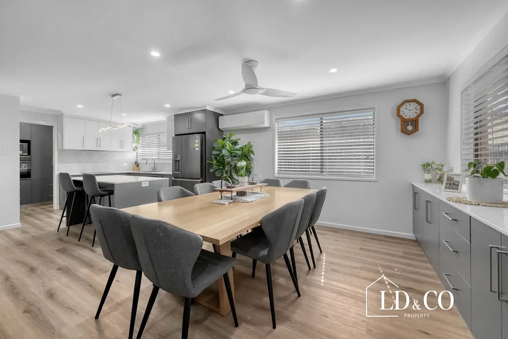 South Mackay 5房  Sophisticated Upgrades, Saltwater Pool and Side Access to Huge Shed