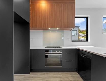 Lot 2/32 Sequoia Place, Sunnynook, North Shore City, 3 ห้องนอน, 2 ห้องน้ำ, House