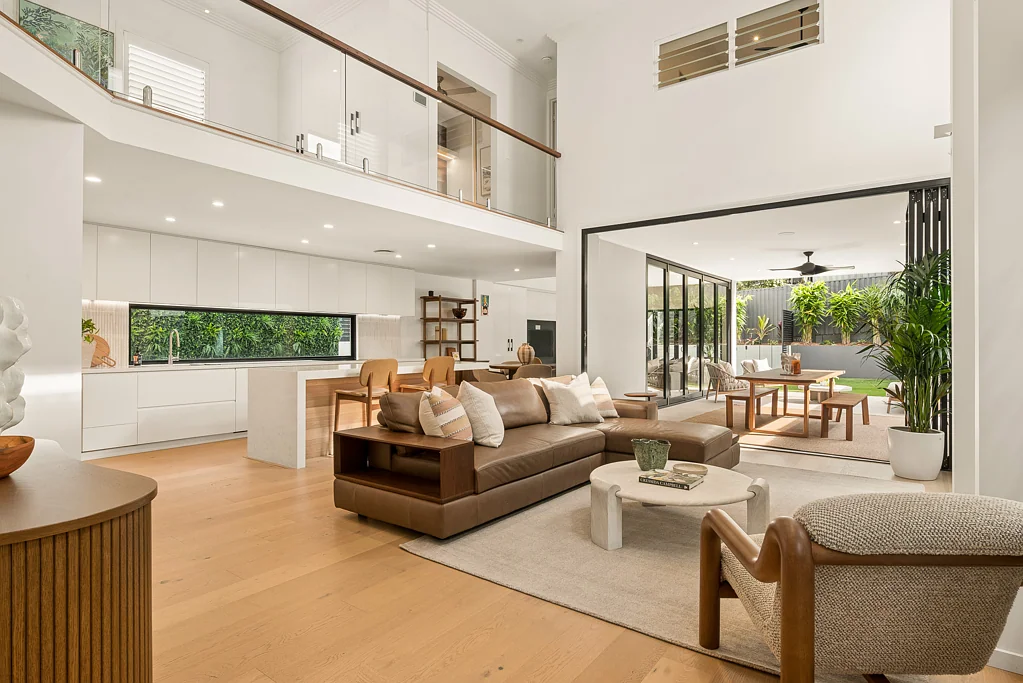 Bulimba 5房 静街现代奢华住宅 Modern Luxury in a Tightly Held Cul-de-Sac