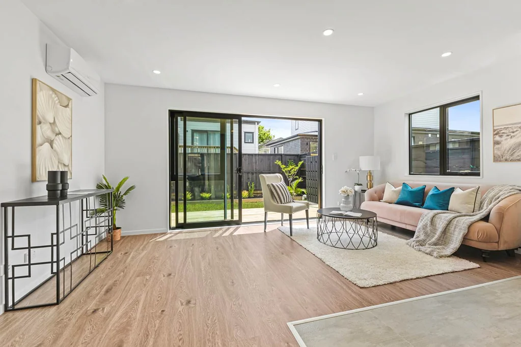 Mount Wellington 2Moenga Investors - 5% Return or 1st Home?