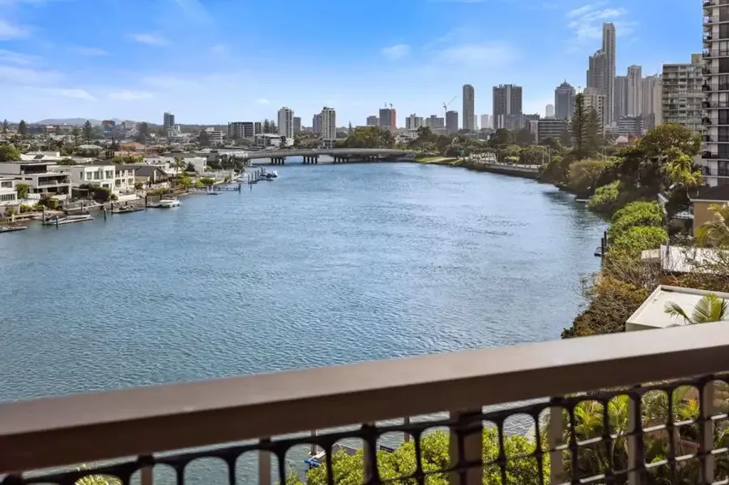 Surfers Paradise 2غرفة نوم NORTH-FACING - PANORAMIC RIVER, OCEAN, SKYLINE & HINTERLAND VIEWS - EXPANSIVE ENTERTAINER'S BALCONY