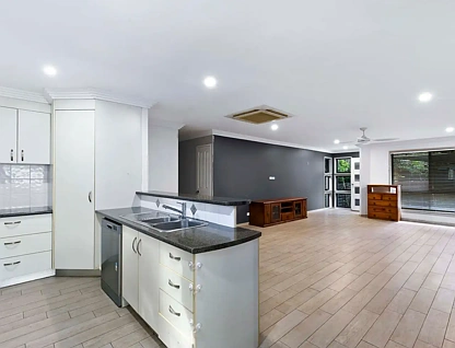 12 Barry Street, Torquay, QLD 4655, 3 slaapkamers, 2 badkamers, House