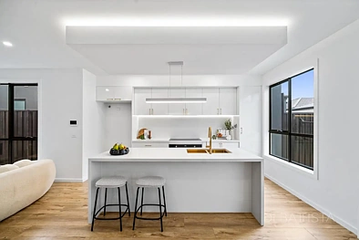 10 PITCHSTONE CIRCUIT, EPPING, 4 침실, 2 욕실, House