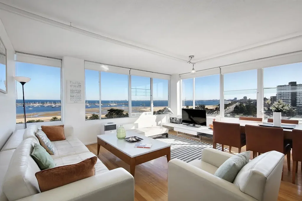 RESORT STYLE LIVING - FULLY FURNISHED