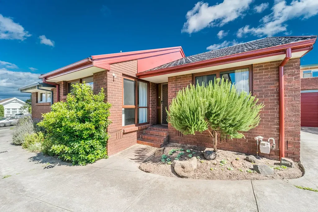 A Beautifully Classy Delight in Essendon