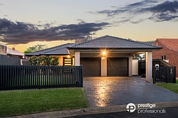 23 Implexa Court, Wattle Grove