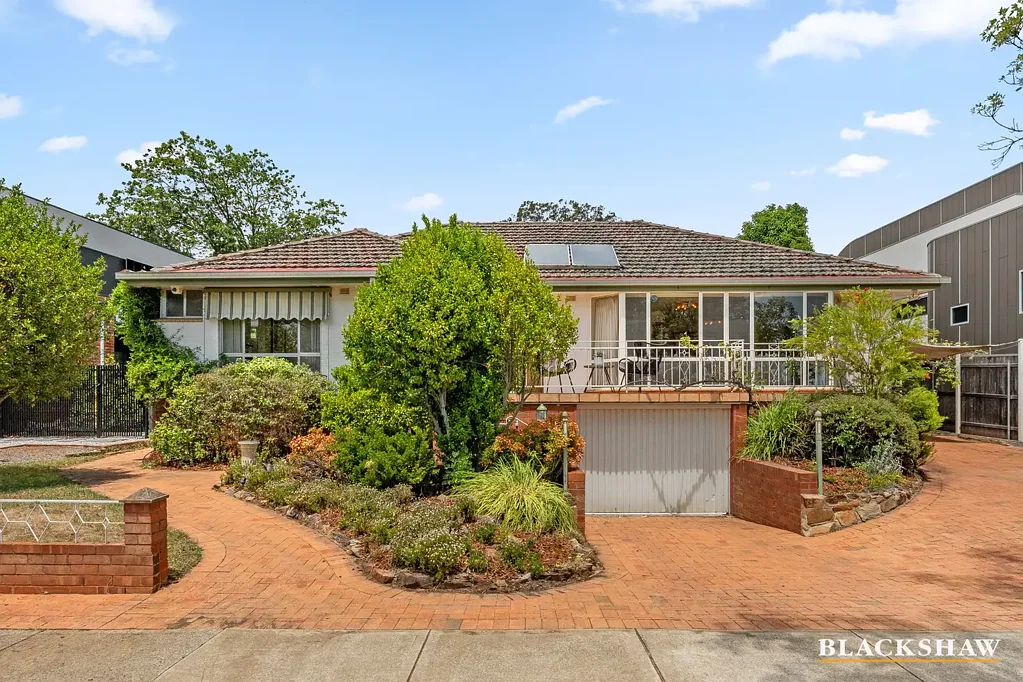 12 Caley Crescent, Narrabundah, ACT 2604