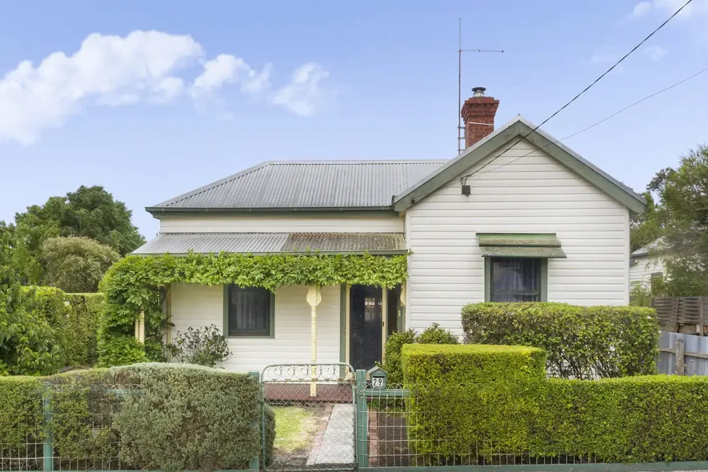 29 Main Street, Beeac, VIC 3251