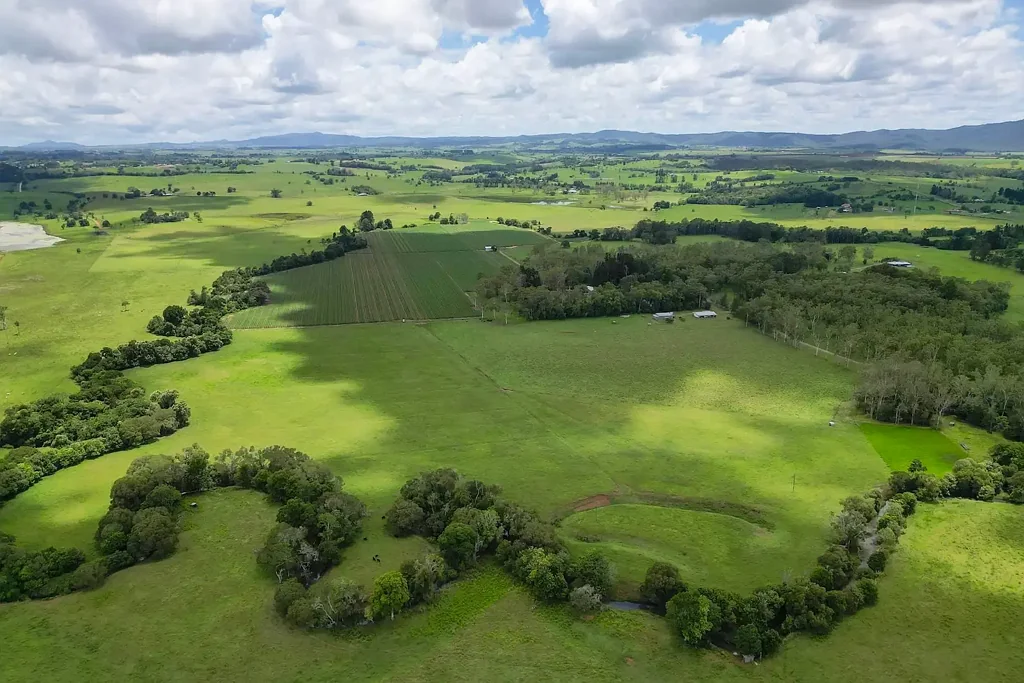 East Barron 3Zimmer Grazing Farming Opportunity  I  Scenic Setting I Water Reliability  I Creek Boundary