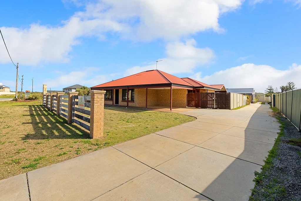 1A Hamersley Road, Lancelin, WA 6044