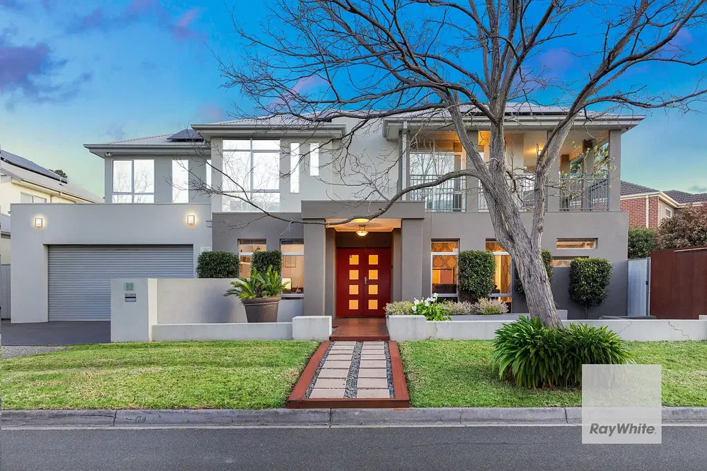 10 Catani Mews, Caroline Springs, VIC 3023
