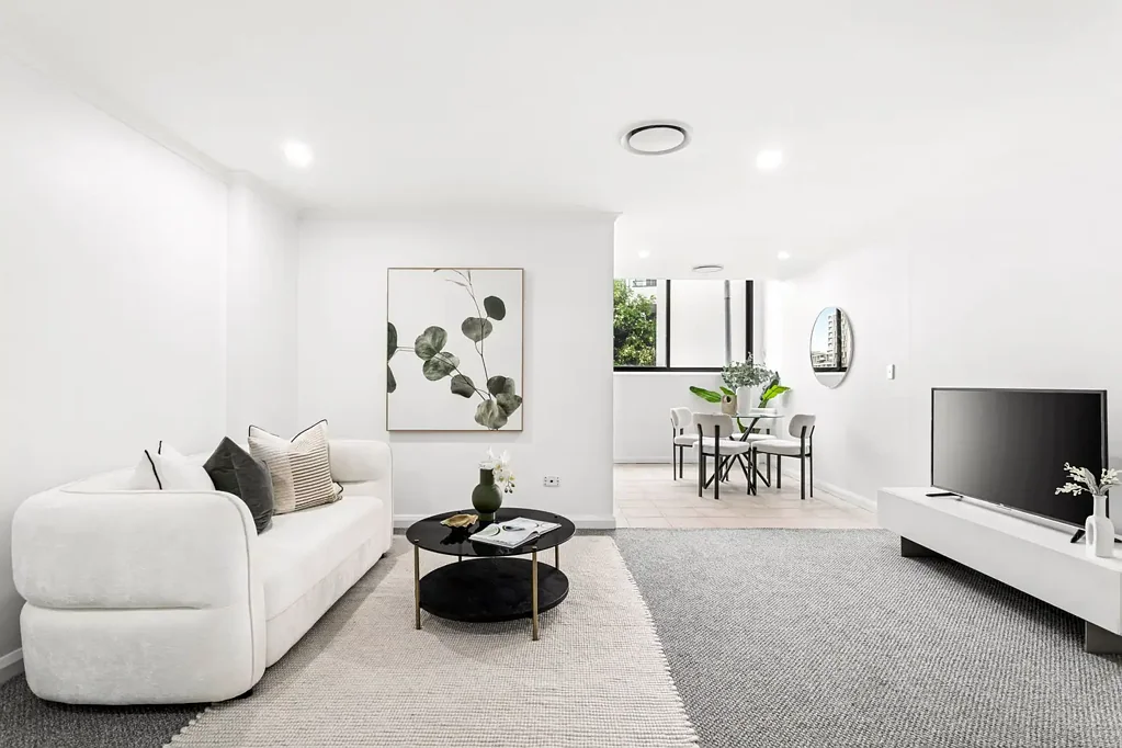 Stylish Apartment With Separate Study & Parking - Leased At First Viewing