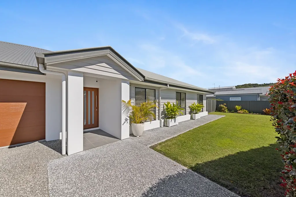 Mooloolah Valley 4房  "Where modern luxury meets effortless living"
