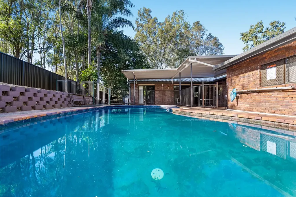 Karalee 4ਬੈੱਡਰੂਮ Charming Family Oasis in sought after Karalee - Insurance is Approx $330 per month, contact us for a copy of the quote