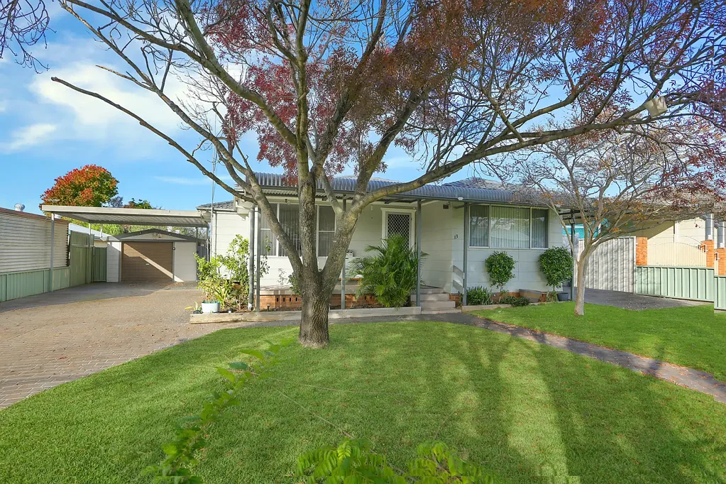 Spacious Family Home in Prime St Clair Location