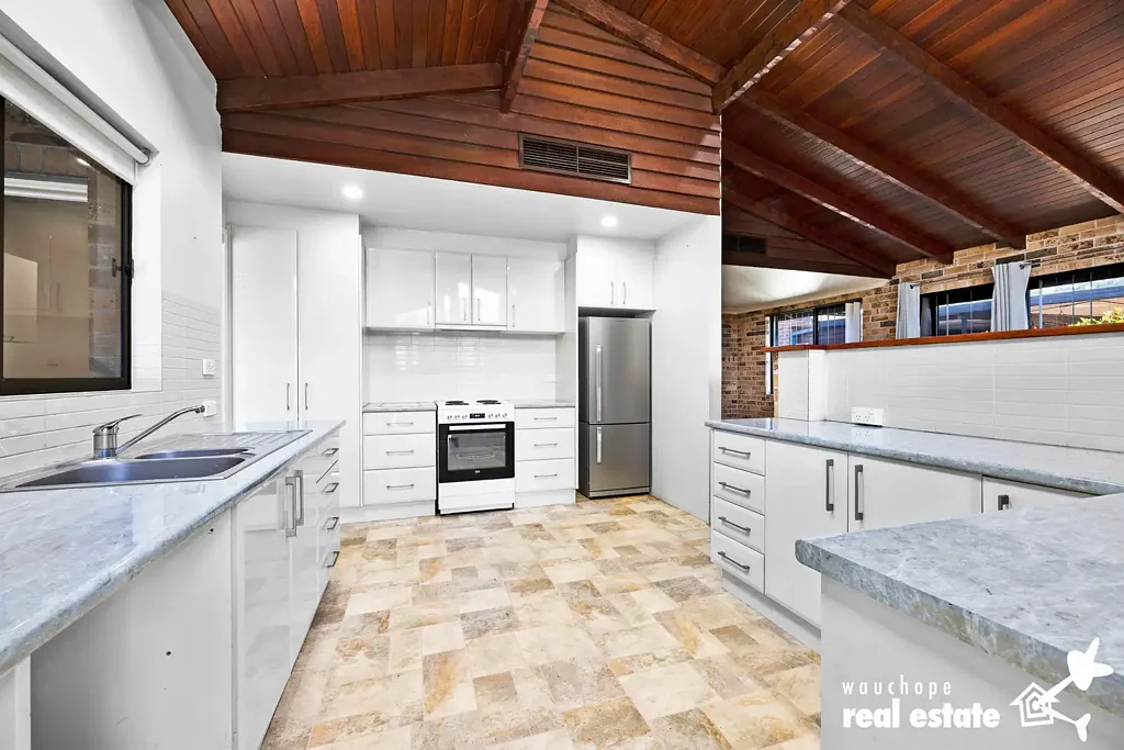 Wauchope 4ਬੈੱਡਰੂਮ Vaulted Ceilings, Solar Power & Pool