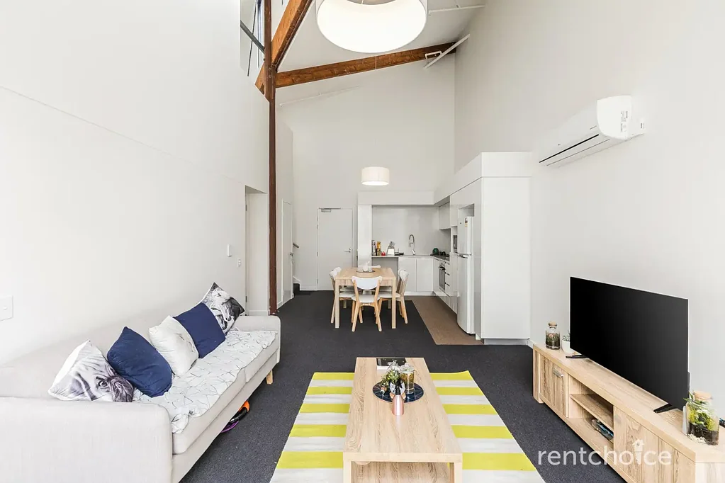 Furnished apartment with Modern living in a historic location!