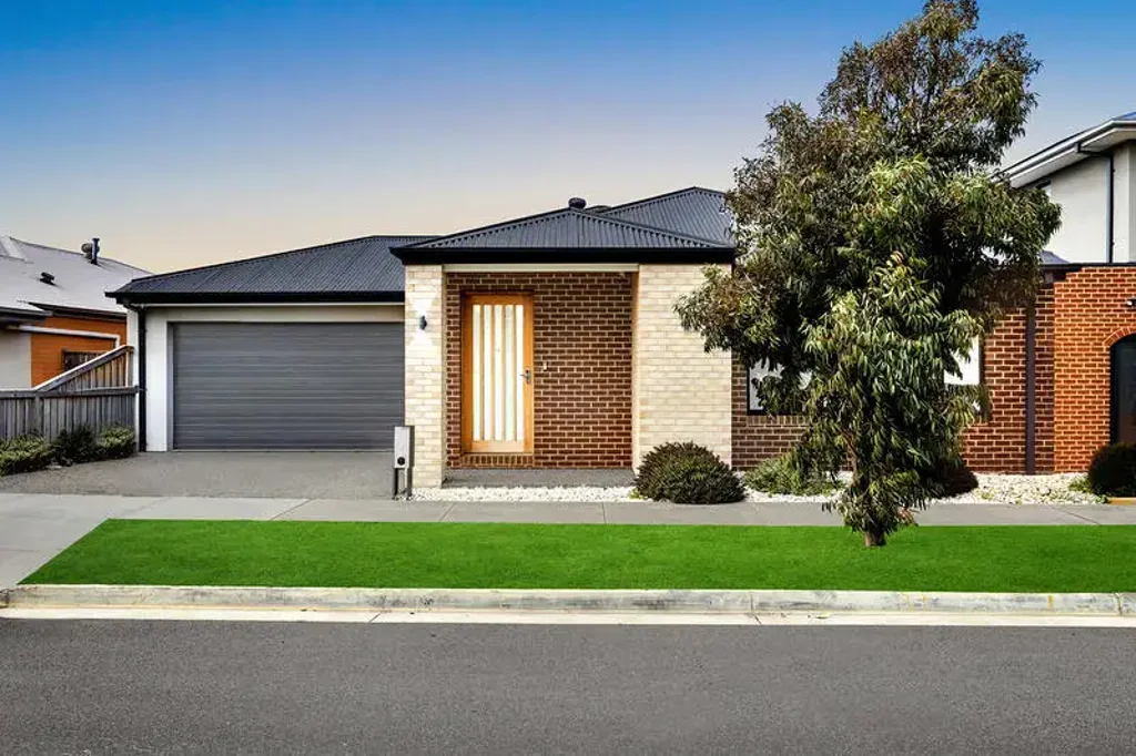 Mickleham 4房 Mickleham 现代四卧室住宅 Modern 4-Bedroom Home in Mickleham