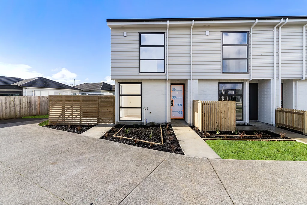 1 Pupahi Court, Takanini, Papakura, Auckland