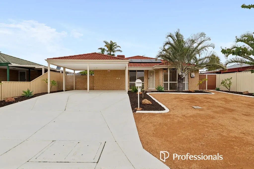 A Hidden Gem with Poolside Living!