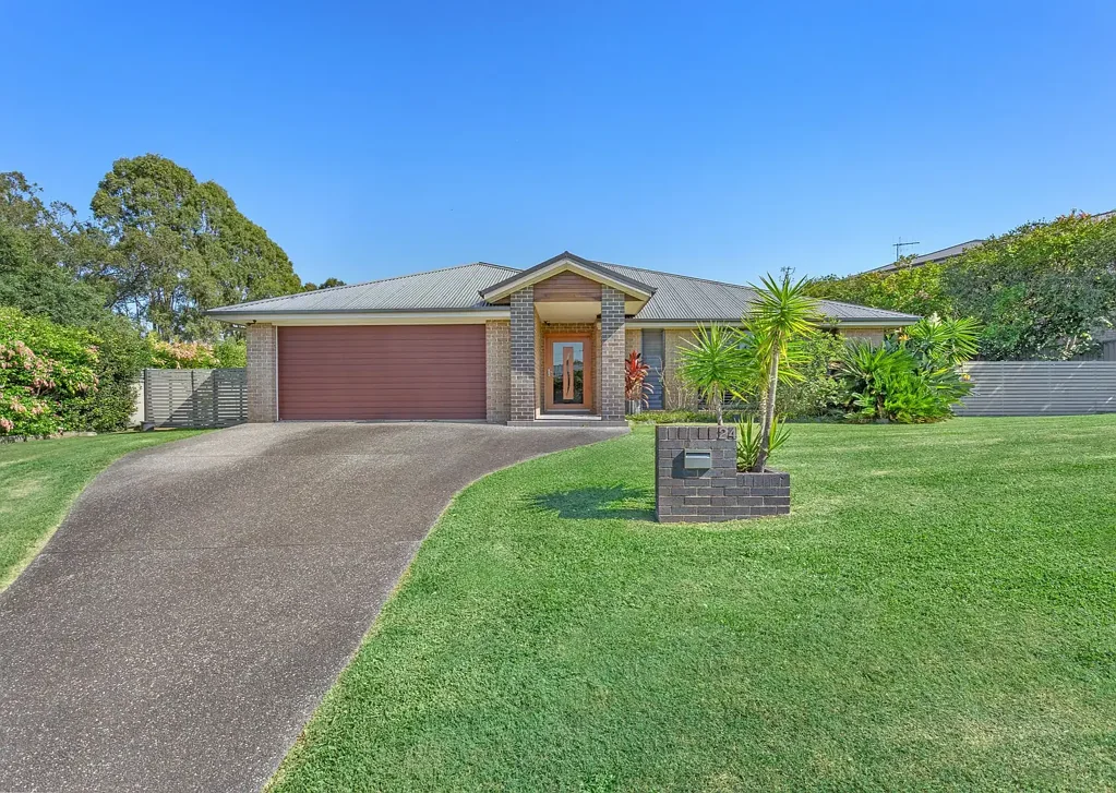 Taree 4 Bedroom Exceptional Family Living in Prestigious Taree West