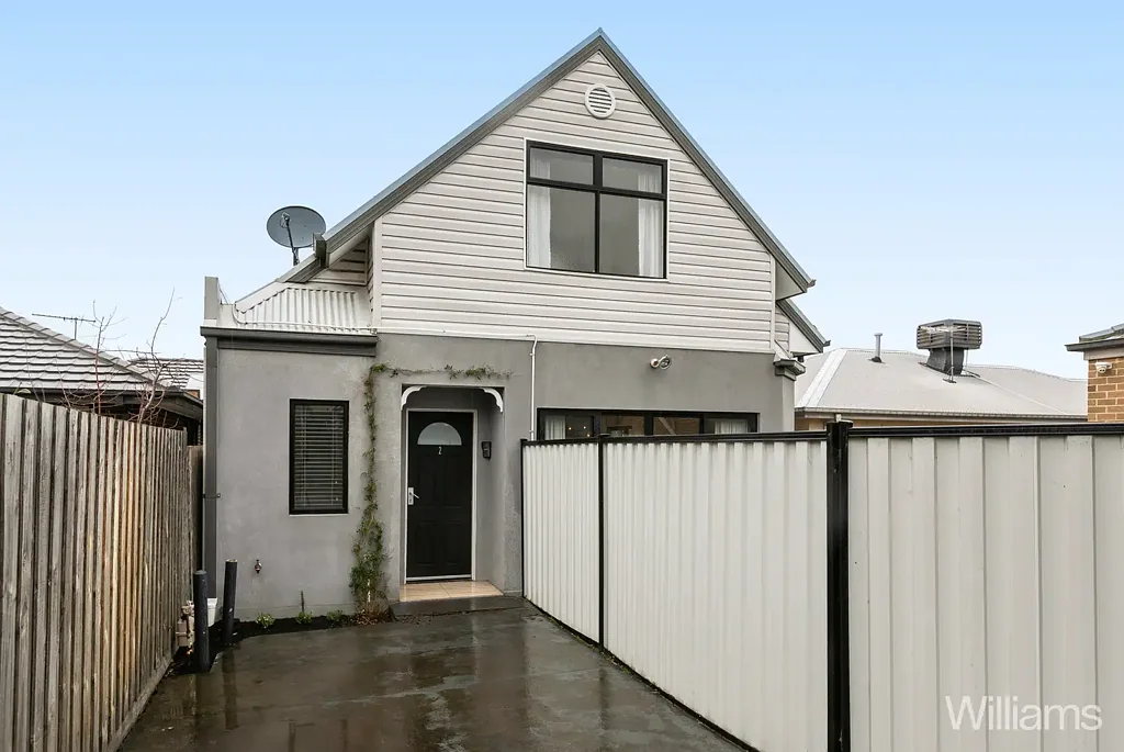 2/145 Mason Street, Newport, VIC 3015