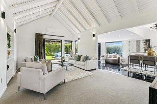 7 Markham Place, Bucklands Beach, Manukau City