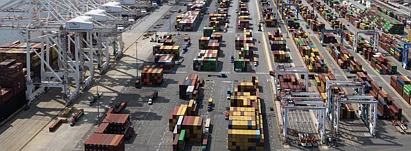 全球 90 国被加税，美企狂砍进口：仓库满了，订单没了