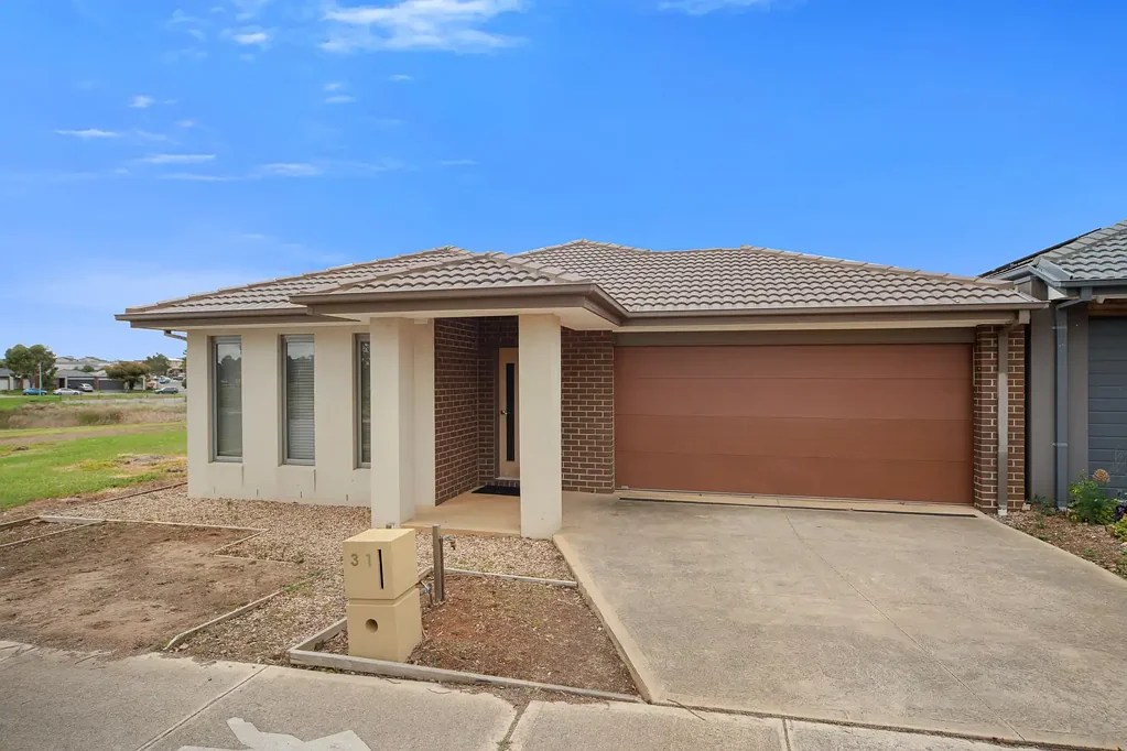 Tarneit 4 Bedroom A sense of space & calm