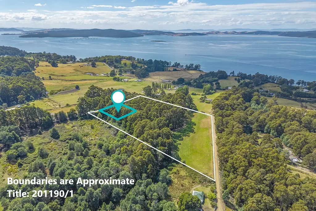 Middleton  ONE ACRE LOT