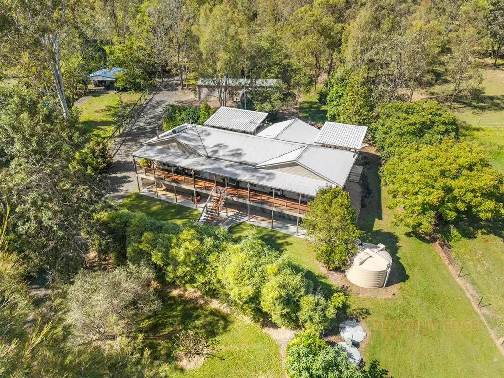 35-37 Walker Drive, Kooralbyn, QLD 4285