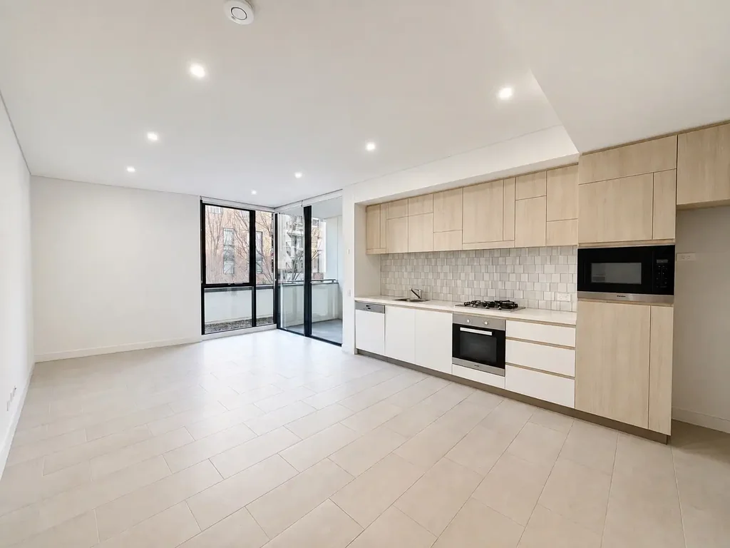 Luxury oversized 1 bedroom apartment with study nook in Harold Park - Parkside Living with urban convenience