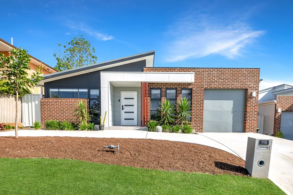 11B Cowmeadow Road, Mount Hutton, NSW 2290