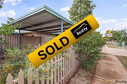 4/15 McMinn Street, East Side