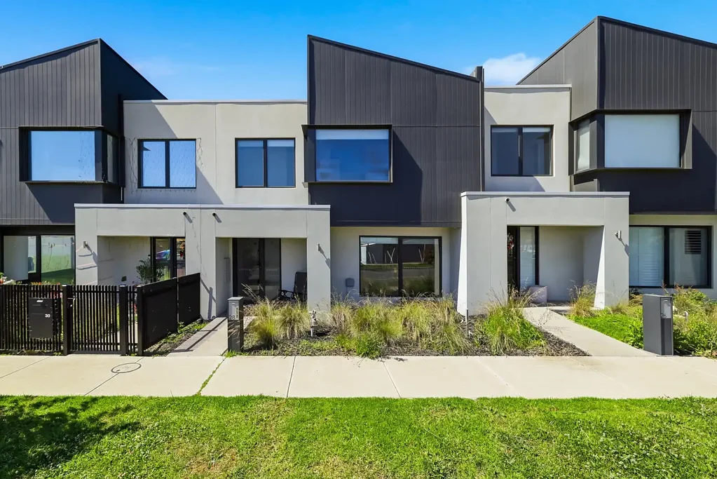 Sunbury 4غرفة نوم Contemporary Comfort in Kingsfield