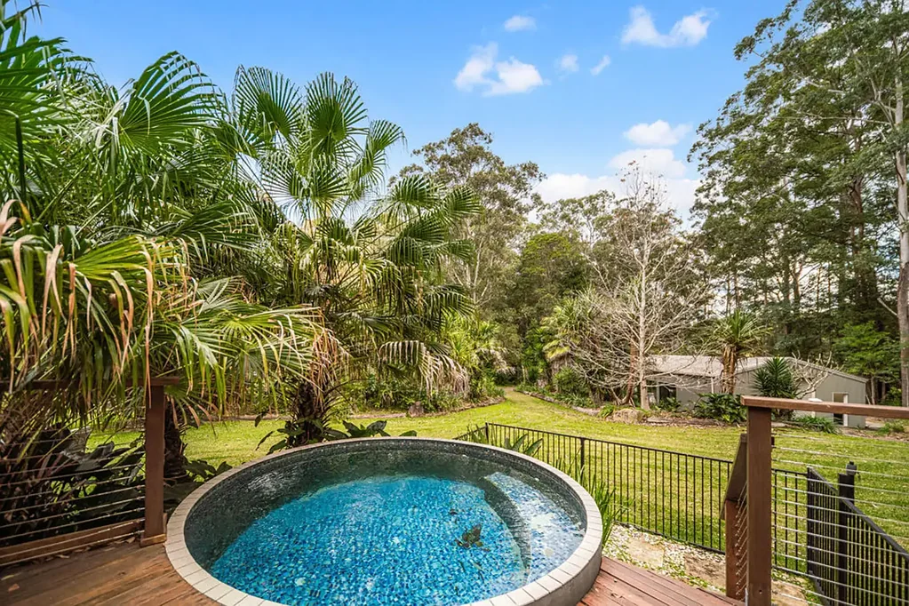 Palmview 9 Slaapkamer Resort-style, Dual-living, Rainforest-Surrounded Haven