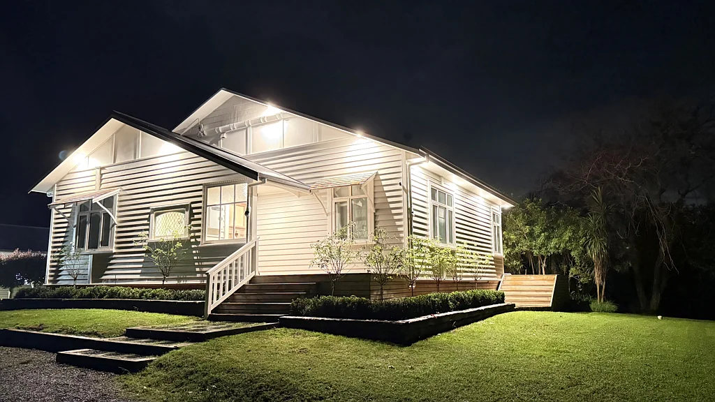 Waiau Pa 4部屋 Stunning Renovated Bungalow-Your Dream Home Awaits