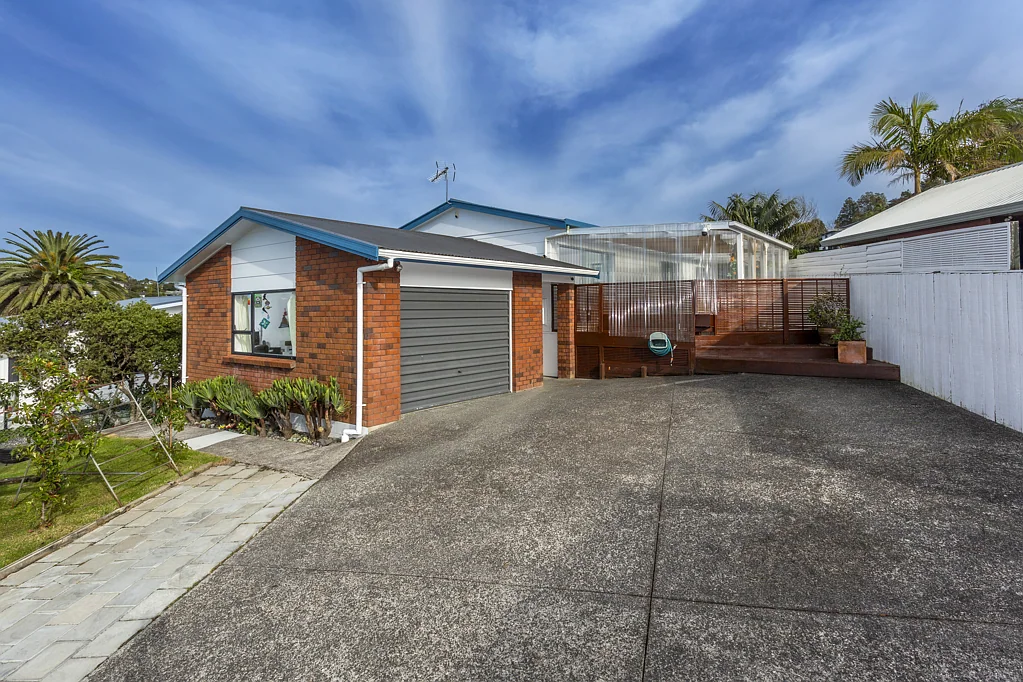 1/10 Corric Hill, Torbay, North Shore City, Auckland