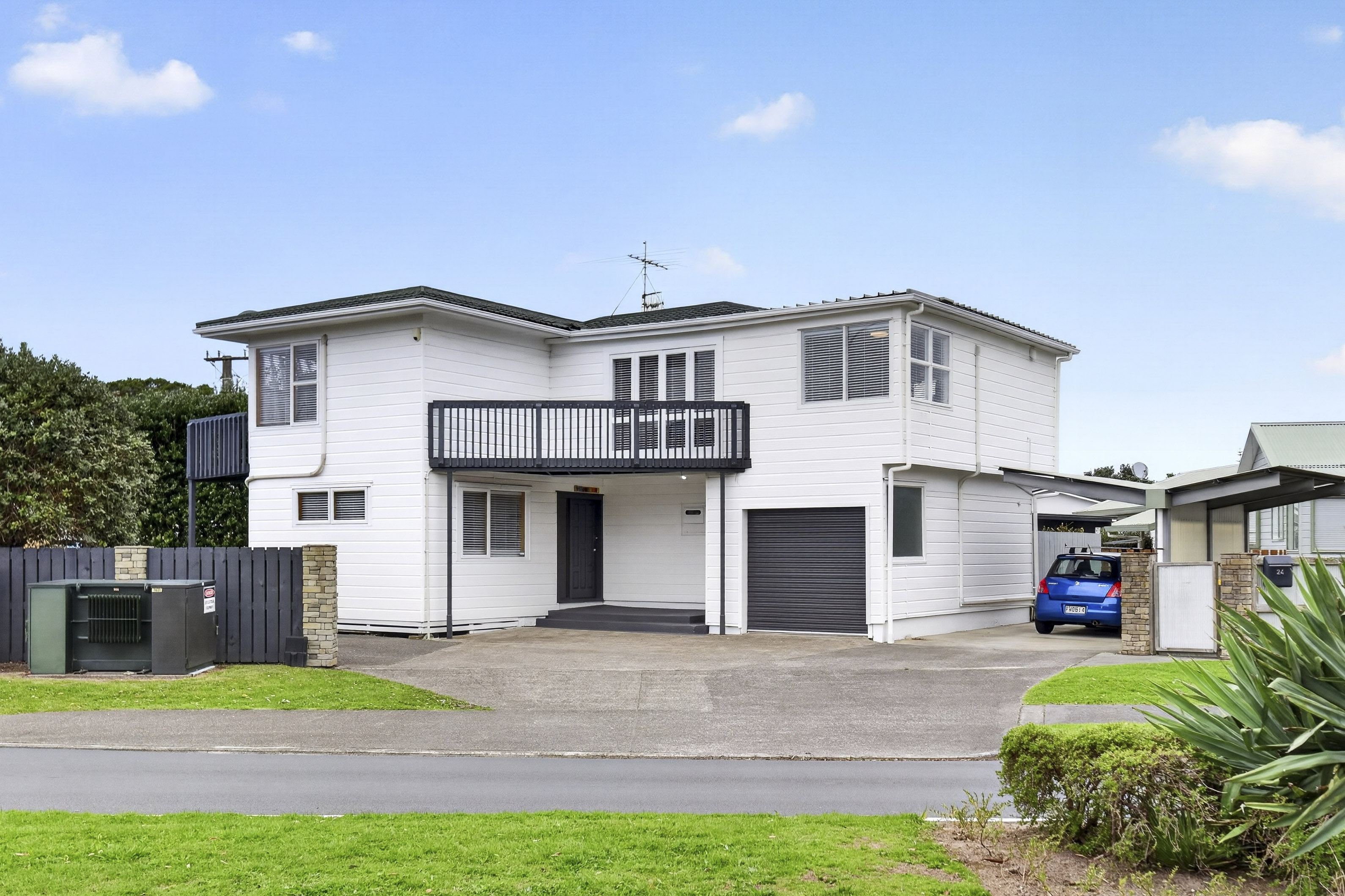 250 Centreway Road, Orewa, photo 1