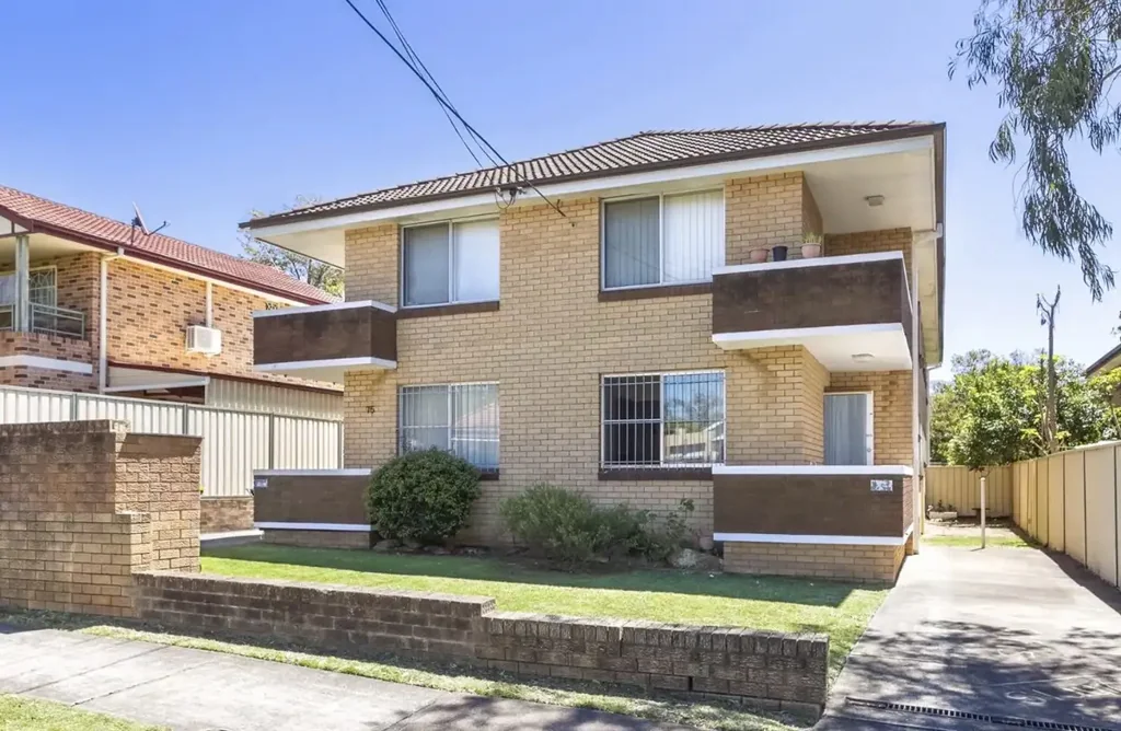 North Facing Apartment In Lifestyle Setting!
