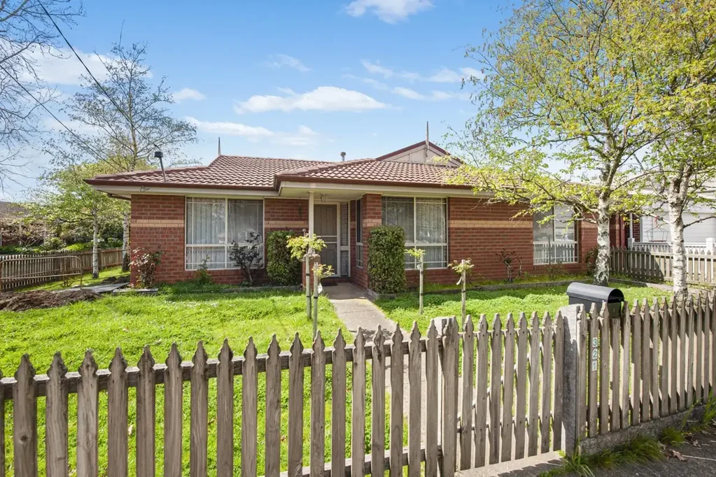 Lovely 2 Bedroom Unit