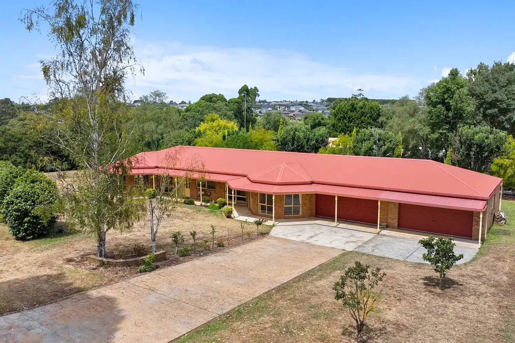 1 Surman Court, Drouin, VIC 3818