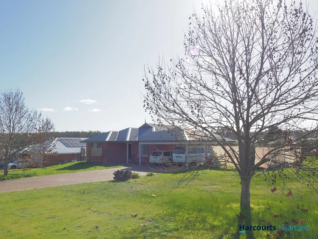 6 Aberdeen Avenue, Bridgetown, WA 6255