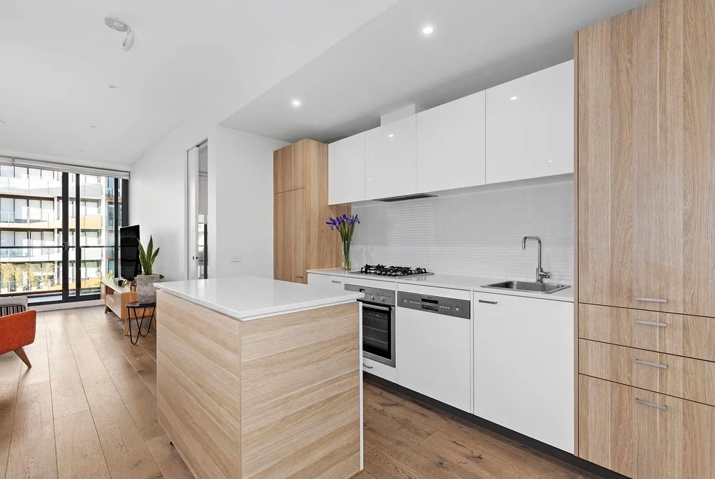 Stylish & Fully Furnished Living