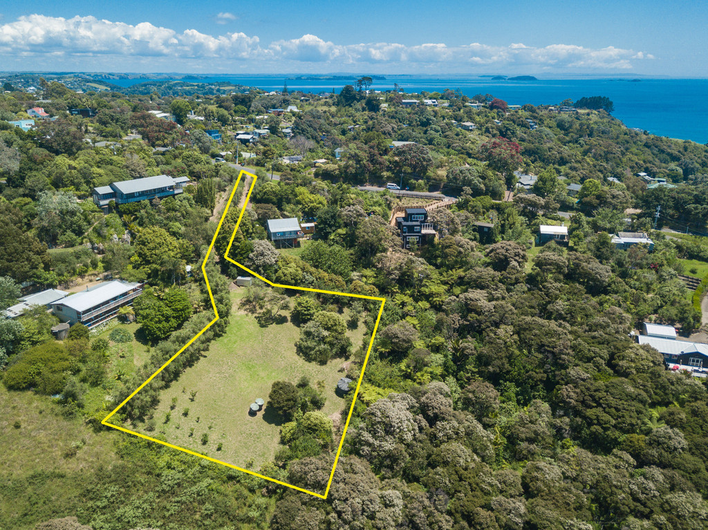 75 Junction Road, Palm Beach, Auckland, 3 Bedrooms, 1 Bathrooms