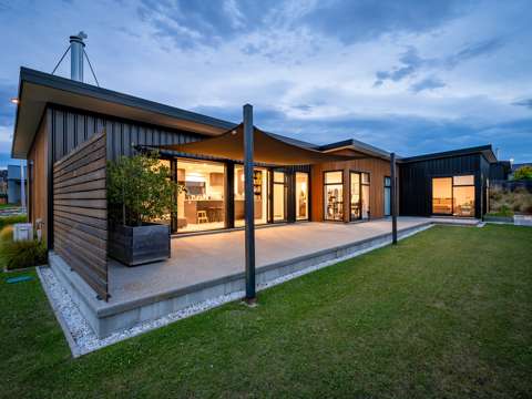 Wanaka 4房  Curated convenience
